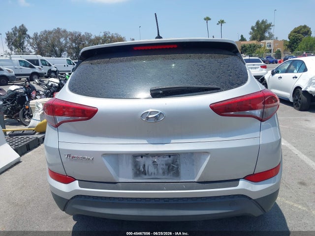 2017 HYUNDAI TUCSON SE 16