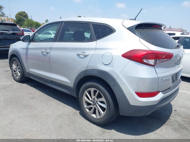 2017 HYUNDAI TUCSON SE 3