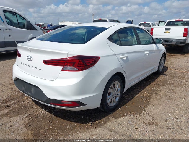 2020 Hyundai ELANTRA SE photo 4