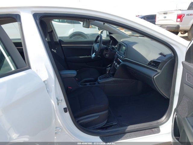 2020 Hyundai ELANTRA SE photo 5