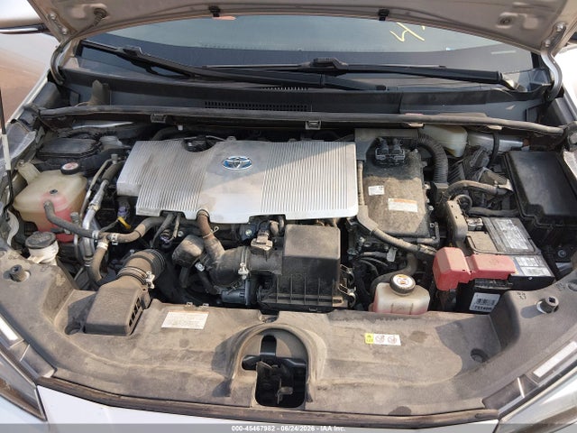 صورة 10 لـ 2019 Toyota PRIUS LE