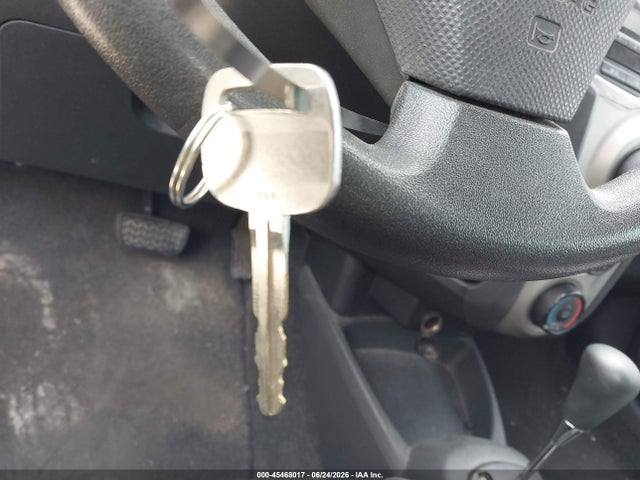 2009 Toyota YARIS thumbnail 11