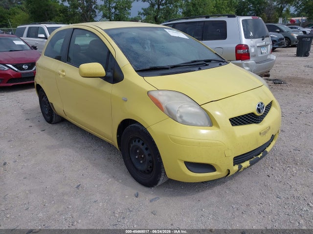 2009 Toyota YARIS photo 1
