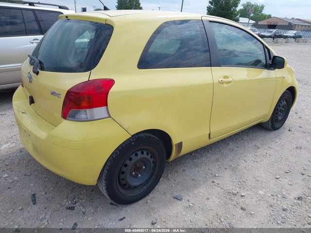 2009 Toyota YARIS photo 4