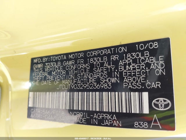 2009 Toyota YARIS photo 9