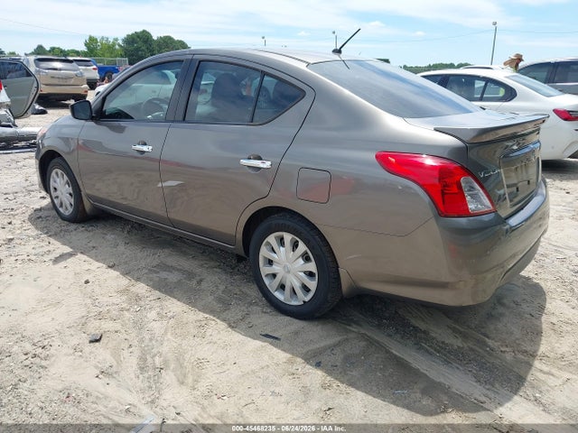 2016 Nissan VERSA 1.6 SV 照片 3