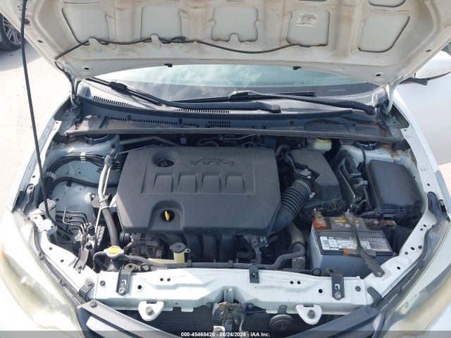 2015 Toyota COROLLA LE photo 10