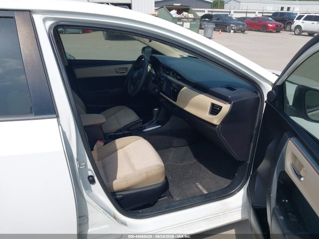 2015 Toyota COROLLA LE photo 5