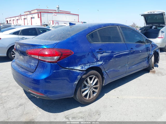 2017 KIA FORTE S — фото 4