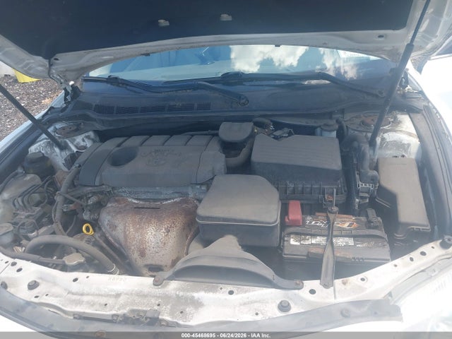 2011 Toyota CAMRY XLE thumbnail 10
