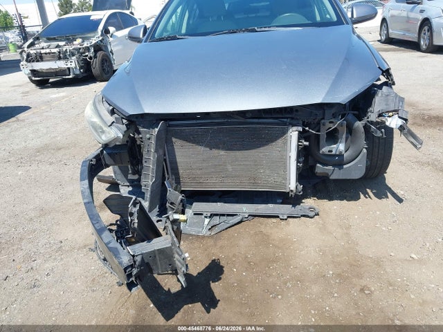 صورة 6 لـ 2017 Hyundai ELANTRA SE