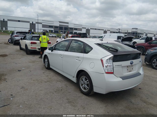 2011 Toyota PRIUS TWO 照片 3