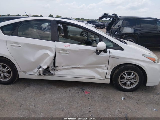2011 Toyota PRIUS TWO 照片 6