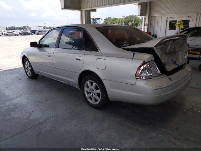 2001 Toyota AVALON XLS 照片 3