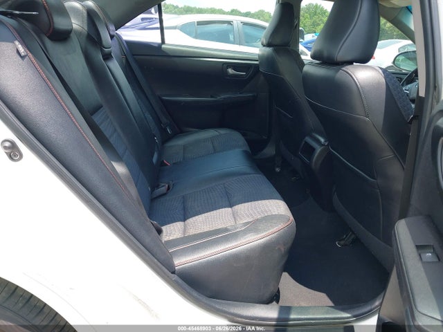 2015 Toyota CAMRY SE 照片 8