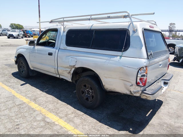 2002 Toyota TACOMA photo 3