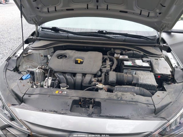 صورة 10 لـ 2020 Hyundai ELANTRA SE