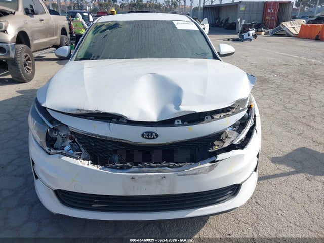 2016 KIA OPTIMA LX — фото 6