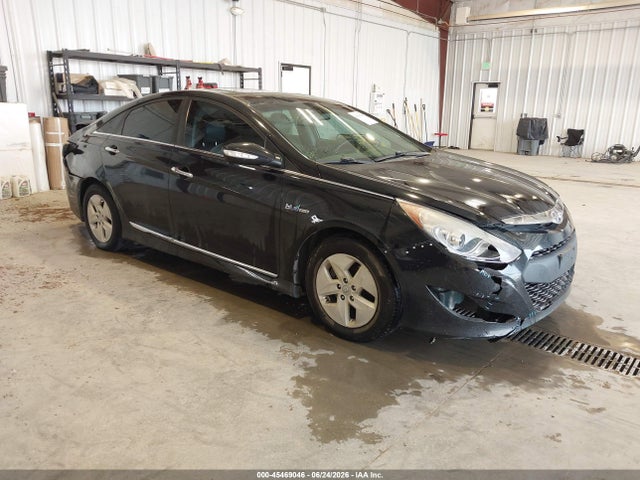 2011 HYUNDAI SONATA 