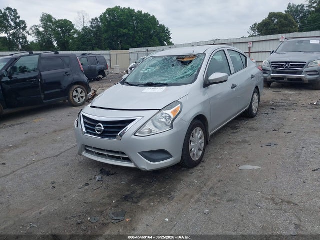 2017 Nissan VERSA 1.6 S+ 照片 2