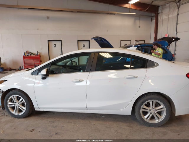 2018 Chevrolet CRUZE LT AUTO — миниатюра 14