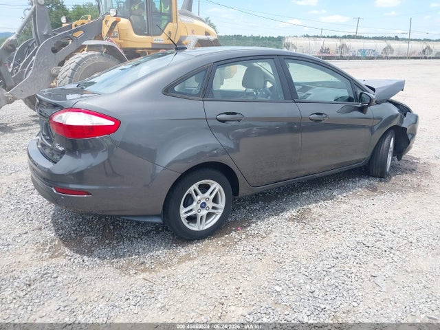 2018 FORD FIESTA SE — фото 4