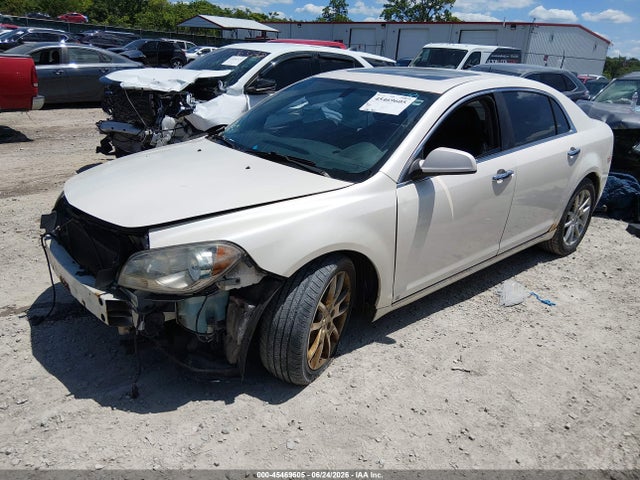 2010 Chevrolet MALIBU LTZ 照片 2