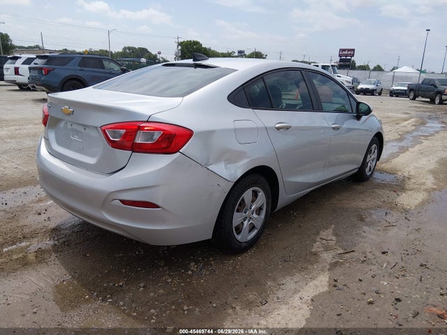 صورة 4 لـ 2017 Chevrolet CRUZE LS AUTO