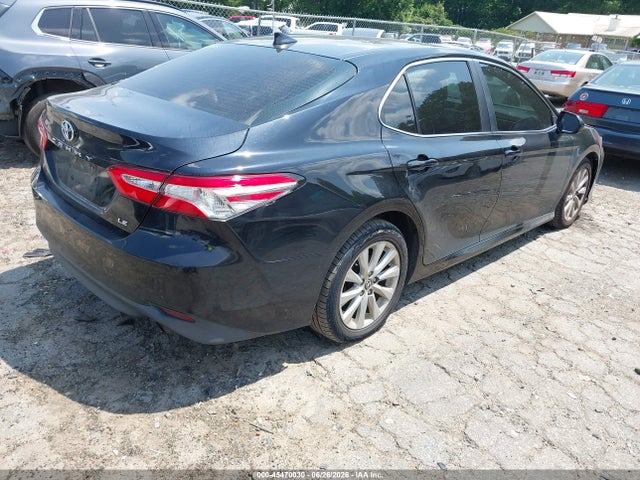 2020 Toyota CAMRY LE — фото 4