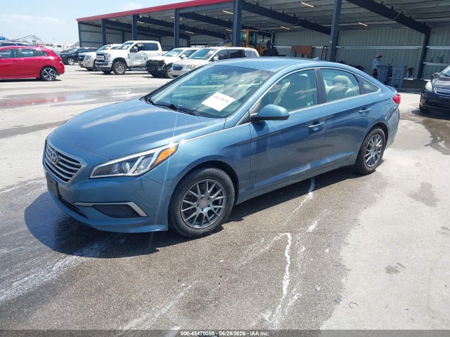 صورة 2 لـ 2016 Hyundai SONATA SE