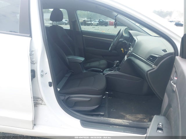 صورة 5 لـ 2019 Hyundai ELANTRA SEL