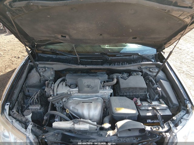 2014 Toyota CAMRY LE photo 10