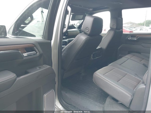 صورة 8 لـ 2023 Chevrolet SILVERADO 1500 4WD SHORT BED HIGH COUNTRY