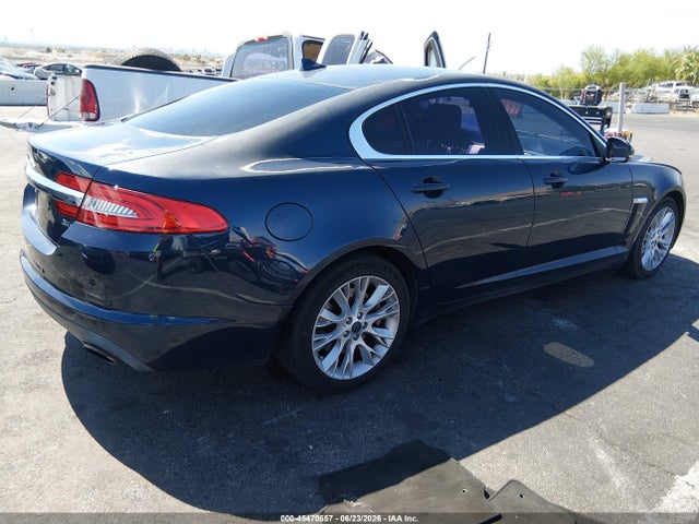 2013 Jaguar XF V6 SC — фото 4