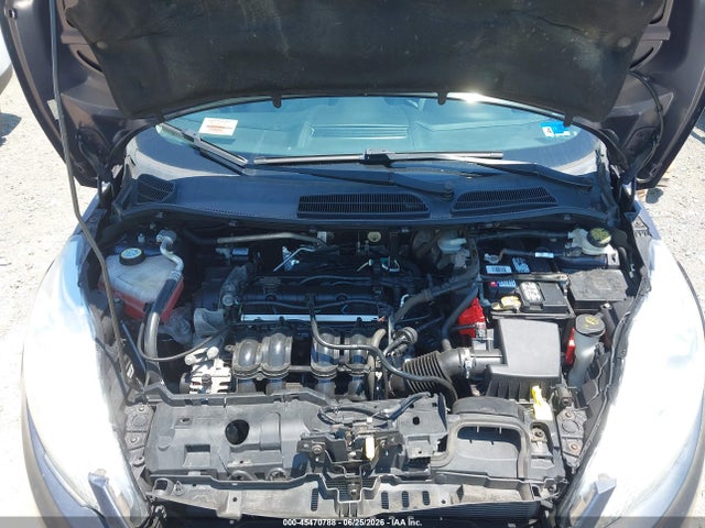 2013 FORD FIESTA SE photo 10