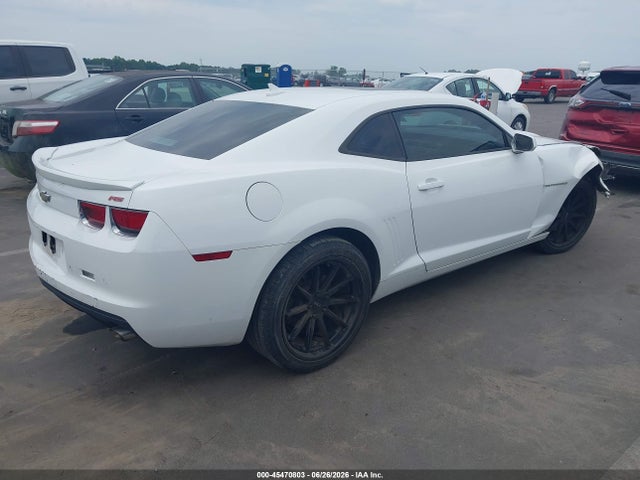 صورة 4 لـ 2012 Chevrolet CAMARO 2LT