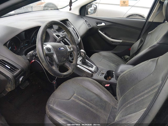 2013 FORD FOCUS SE 照片 6