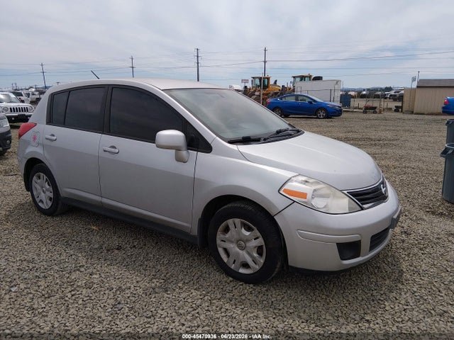 2012 Nissan VERSA 1.8 S photo 1