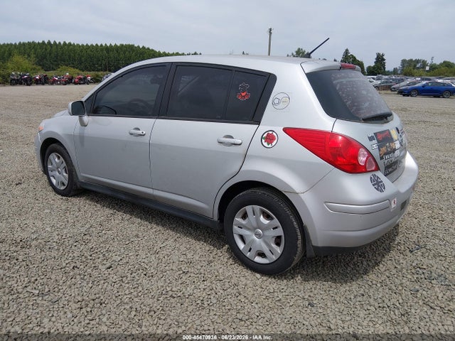 2012 Nissan VERSA 1.8 S photo 3