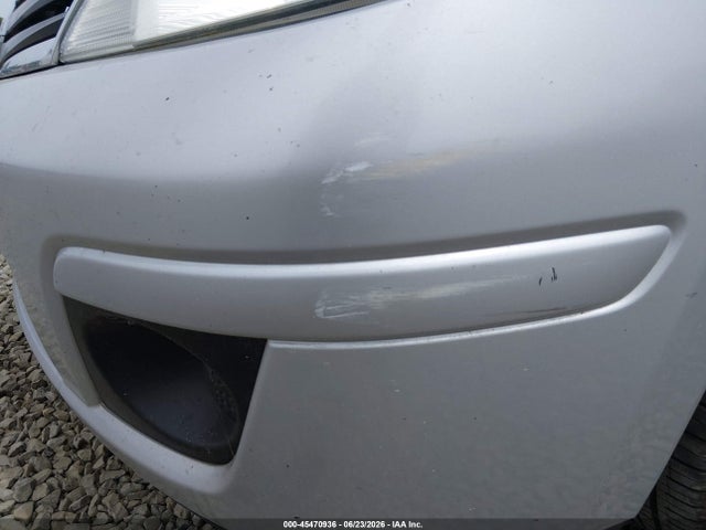 2012 Nissan VERSA 1.8 S photo 6