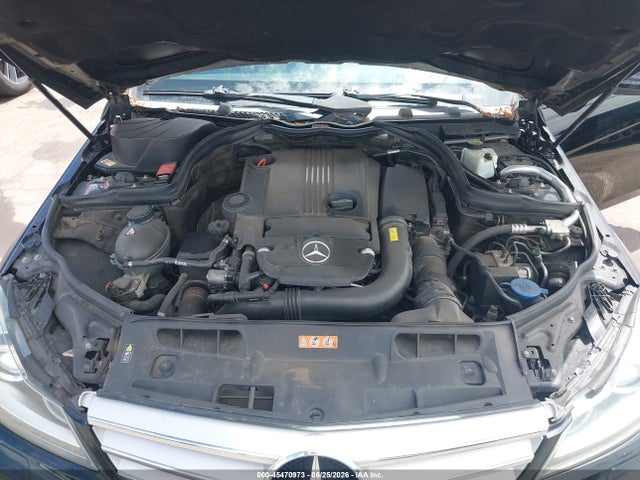 2013 Mercedes-BENZ C 250 photo 10