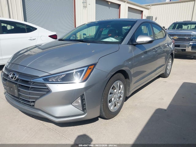 2020 Hyundai ELANTRA SE 照片 2