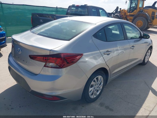 2020 Hyundai ELANTRA SE 照片 4