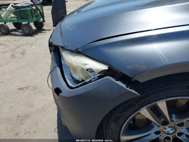 صورة مصغرة 12 لـ 2015 BMW 328I