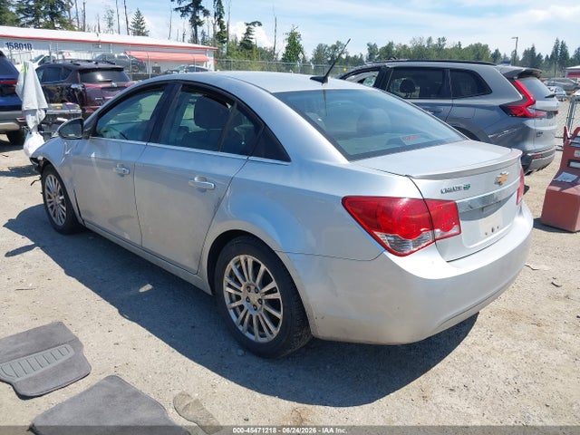 2013 Chevrolet CRUZE ECO AUTO photo 3