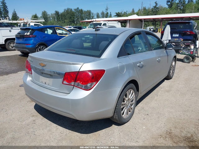 2013 Chevrolet CRUZE ECO AUTO photo 4