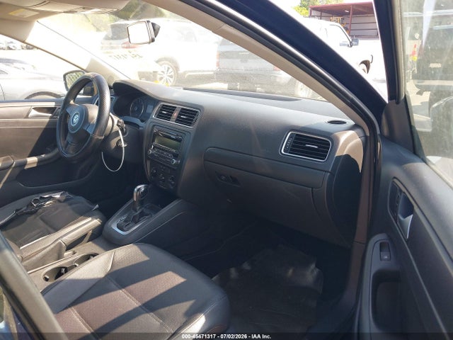 صورة 5 لـ 2014 Volkswagen JETTA 1.8T SE