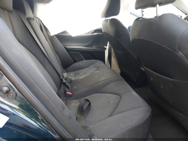 صورة 8 لـ 2018 Toyota CAMRY LE