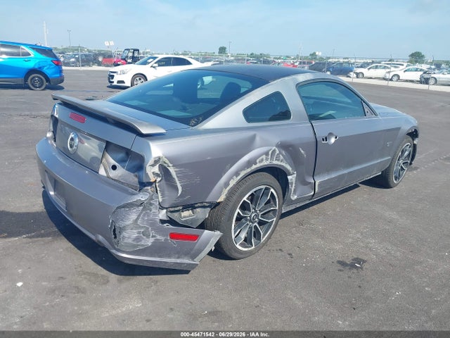 صورة 4 لـ 2006 FORD MUSTANG GT