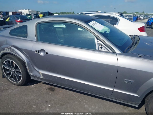 صورة 5 لـ 2006 FORD MUSTANG GT